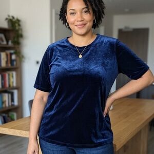 Vintage Classic Elements Plus Size Navy Blue Velvet Short-Sleeve Tee Size 3X